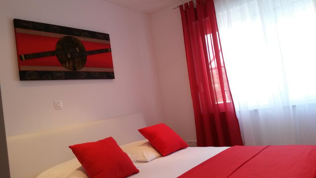 Apartments Marjan Подстрана Стая снимка